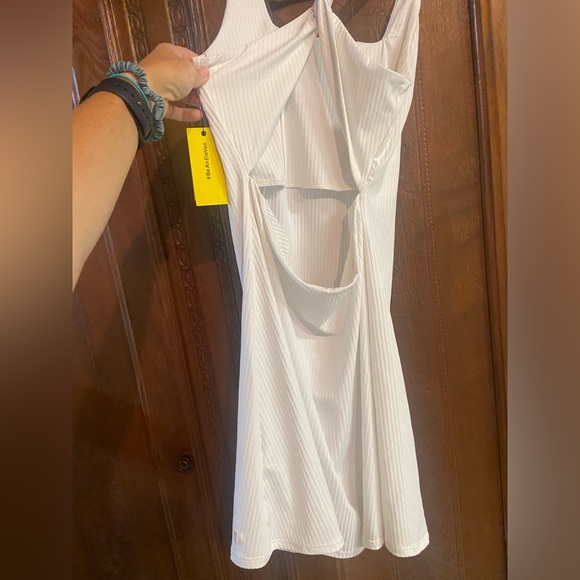 Eleven by Venus. “My Heart in Palms” is name of dress. Size small - Picture 2 of 3